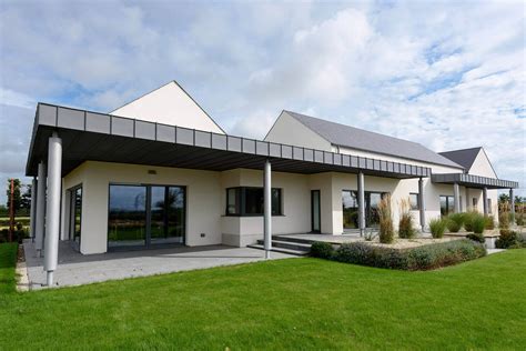 I am looking for a designer with passive house experience to guide us through the process. O'LEARY SLUDDS ARCHITECTS | Tullow Passive House, Carlow