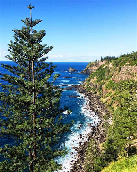 A downward slope exists towards slaughter bay and emily bay, the site of the original colonial settlement of kingston. Things to do on Norfolk Island - Norfolk Island