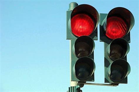 Dubai Rta Upgrades Traffic Signals Arabian Business