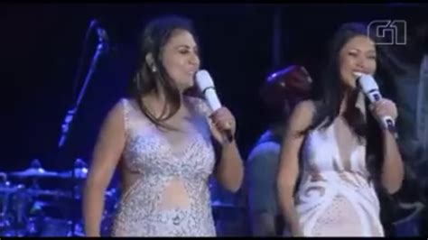 Simaria Chora Em Show Por N O Poder Cantar Garota Vip Youtube