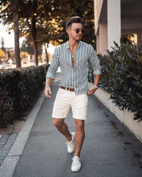 45 Best Beach Vacation Outfits For Men Images In 2020 Men Casual