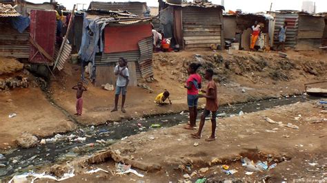 Governo Admite Que Pobreza No País Aumentou Para “mais De 54 Por Cento” Ver Angola