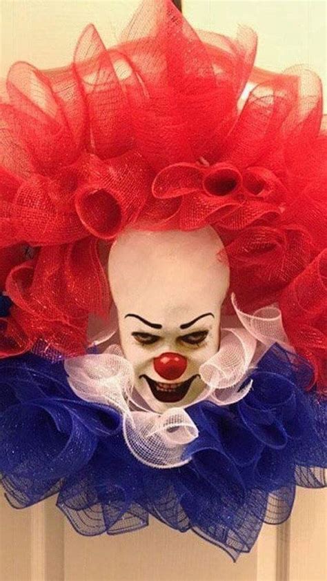 20 Scary And Creepy Clown Halloween Decor Ideas Homemydesign