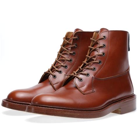 Add the finishing touches to any smart ensemble with a perfect pair of men's designer derbies available now at farfetch. Tricker's Burford Derby Boot (Marron Brown) (With images ...