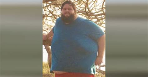 Obese Man Gets Engaged And Is Inspired To Lose 317 Pounds Goodfullness