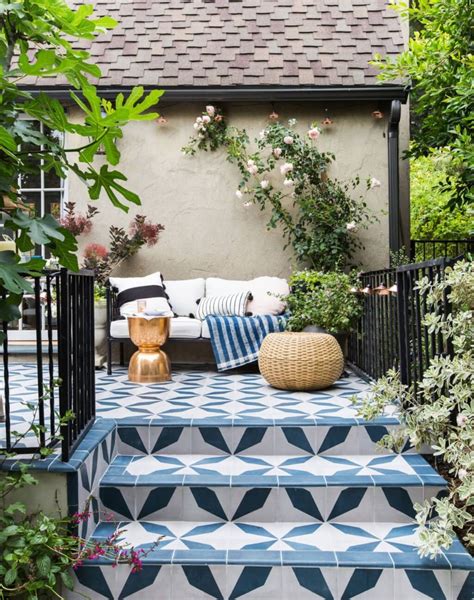 Moroccan Inspired Mosaic Floor Tiles For A Dreamy Outdoor Patio Home