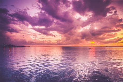 Beautiful Purple Sea And Pink Horizon Sunrise Hd Nature