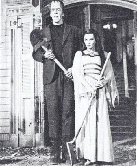 Herman And Lily The Munsters The Monsters Tv Show The Munster