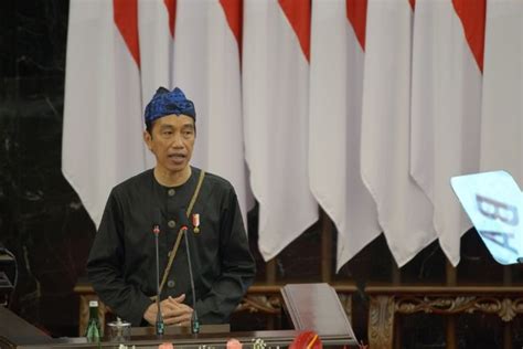 Presiden Jokowi Kenakan Pakaian Adat Suku Baduy Di Sidang Tahunan Mpr