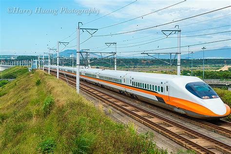歡迎來到台灣高鐵粉絲專頁！ welcome to the official taiwan high speed rail fan page. 8401805429_86f3f84db0_z.jpg