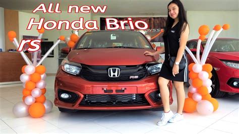 Then there is there is a wide stance with its flared wheel. 2019 HONDA BRIO RS BLACK TOP | S2 E9 - YouTube