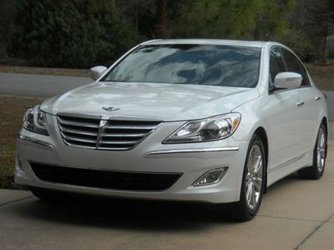 Find Used 2013 Hyundai Genesis 38 Sedan 4 Door 38l Premium Pack Like