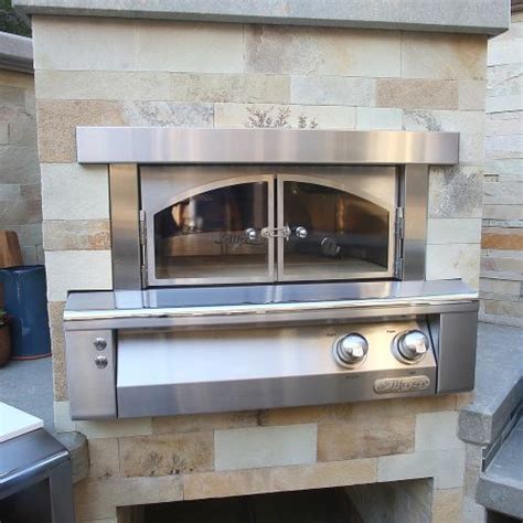 Alfresco Grills 30 Inch Built In Natural Gas Outdoor Pizza Oven Axe