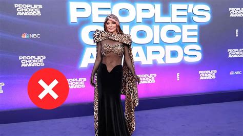People’s Choice Awards 2022 Quiénes Fueron Los Mejores Y Peores Vestidos De La Alfombra Roja