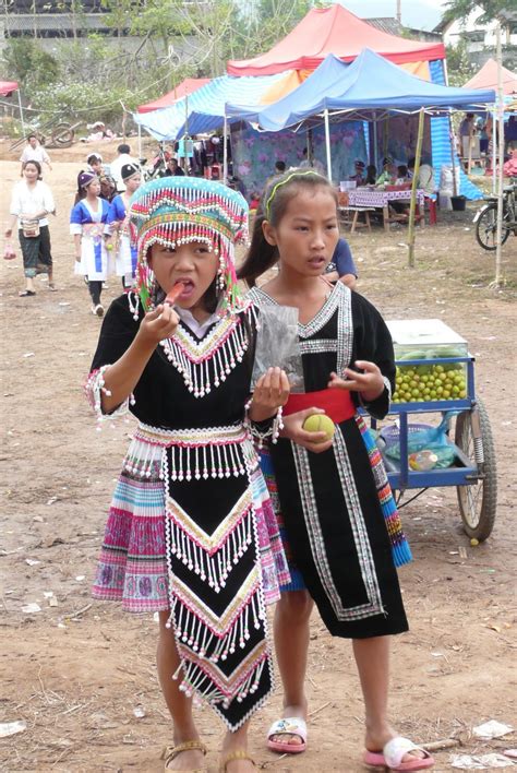 Laos: Hmong New Year festival