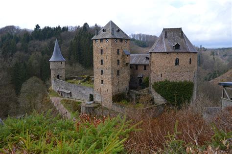 The Reinhardstein Castle Sara Tour Guide In Belgium