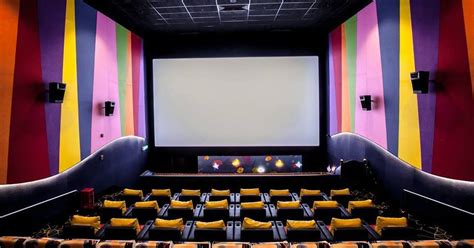 Mbo cinemas also offers premier hall in mbo the spring, kuching. MBO Cinemas Just Set Up The Largest Screen In The East Coast