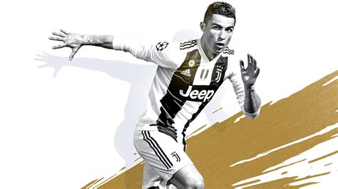 Fifa 19 Ronaldo Receives The First Copy Distributed In The World