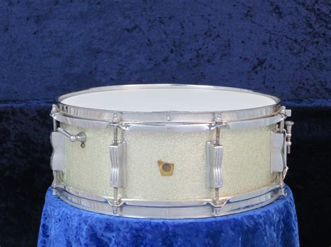Ludwig Jazz Festival 5 X 14 Sparkling Silver Pearl Wood Snare Drum 1964