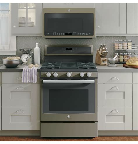 Frigidaire.com has been visited by 10k+ users in the past month PGB911EEJES by GE - Natural Gas Ranges | Goedekers.com ...