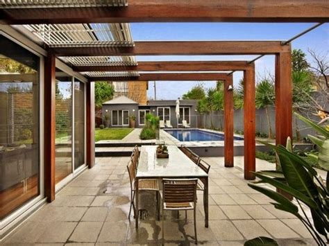 Pergolas are quickly becoming a popular outdoor addition to a home, deck or yard. Amizng Modern Pergola in 2017: over 40 models to the ...