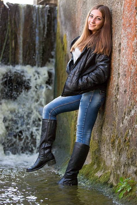 Pin By Beth On Boots At The Beach Sexy Leather Outfits Leather