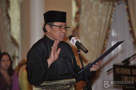 Datuk patinggi abang johari tun openg mahu semangat hari malaysia jadi kekuatan utama malaysia. Datuk Amar Abang Johari Tun Openg, 66, hari ini dilantik ...