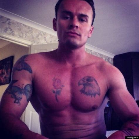 S Club 7 Star Jon Lee Shows Off His New Muscles And Tattoo Collection