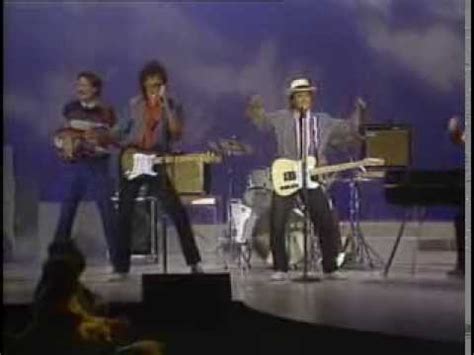 Enjoy the videos and music you love, upload original content. Sawyer Brown Performs On "Star Search" TV Show 1983 - YouTube