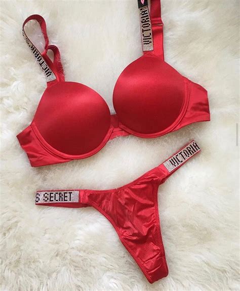 Jolie Lingerie Red Lingerie Lingerie Outfits Pretty Lingerie Beautiful Lingerie Bra And