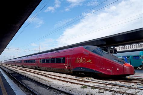 Traveling Beyond 200 Mph On Worlds Fastest Trains Digital Trends