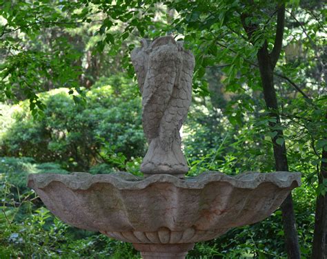 05207 Rosso Verona Marble Fountain Barbara Israel Garden Antiques