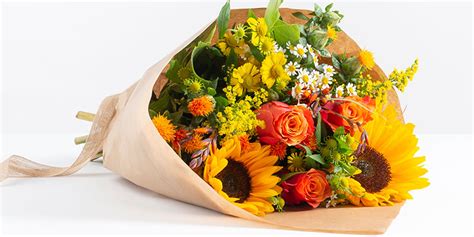 Top 13 Flowers And Foliage For Autumn Bouquets Blossoming Ts