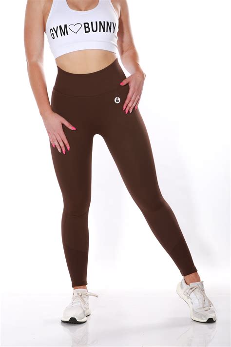 gymbunny seamless scrunch leggings have contour shadowing designed to enhance the beauty of your