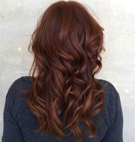 To help make the selection process a bit easier, we spoke with master colorist gio bargallo of rita hazan salon in new york city to compile the ultimate hair color chart for brunette, red, and blond shades. 17 Auburn Hair Color Ideas | Hair color auburn, Dark ...