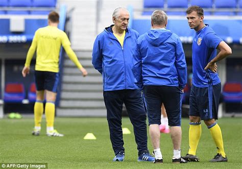 I consider that taking over the national squad will be a bit too hasty a move for me, shevchenko told the ukraine football federation's. Former AC Milan and Chelsea striker Andriy Shevchenko ...