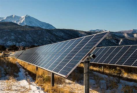Small Colorado Utility Sets National Renewable Electricity Example