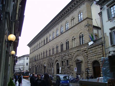 Palazzo Medici Riccardi Façade Michelozzo 1445 1460