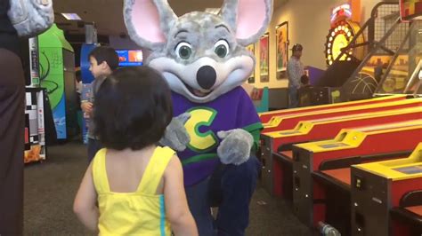 Get To Meet Chuck E Cheese For The First Time Youtube