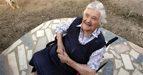 Worlds Oldest Woman Dies At Age 115