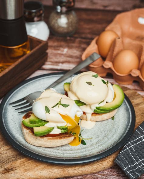 Vegetarian Eggs Benedict With Avocado The Purely Organic Blog