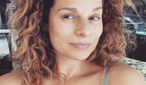 She is a female celebrity. Após revelar que foi vítima de violência, Rita Mendes ...