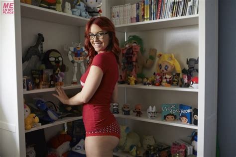 Meg Turney 2015 Me In My Place Shoot Live Updates