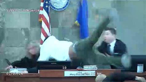 Astonishing Moment Defendant Leaps At Judge Over Court Bench In Las
