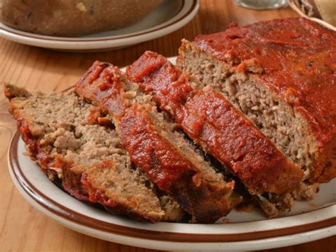 For a great loaf, get to know chuck. Meatloaf for 50 (or more) Recipe | CDKitchen.com