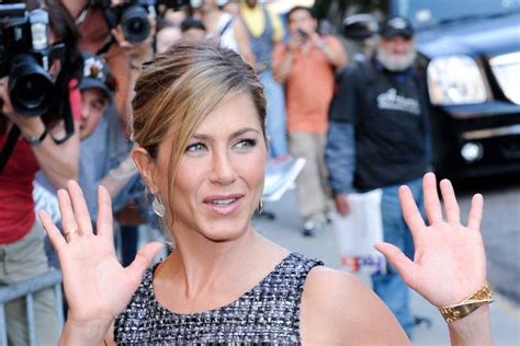 Jennifer Aniston In “sexually Aggressive” Role Daily Celebrity News
