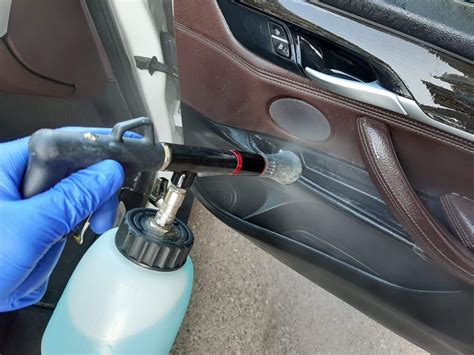 Top 3 Car Detailing Tools To Increase Interior Detailing Efficiency