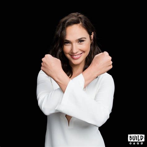 Wonder Woman Source Hq Photos New Photos Of The Cast And Director Of