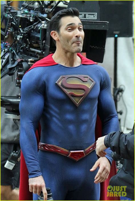 Full Sized Photo Of Tyler Hoechlin Gets To Work Filming Superman Lois Season 3 14 Tyler