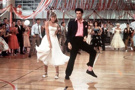 12 Best Movie Prom Scenes From Carrie To Back To The Future